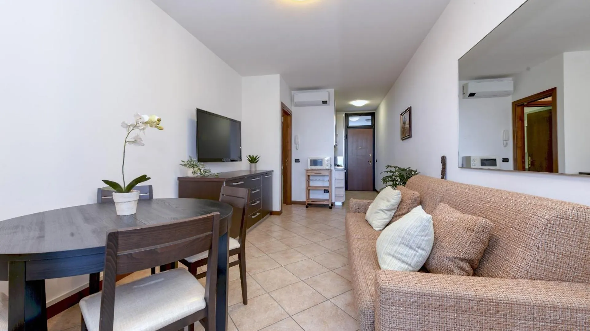 Apartment Rosa Flat By Garda Fewo Polpenazze del Garda Italien